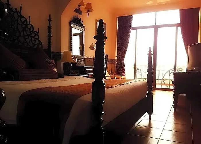 De Coloane Boutique Hotel 4*